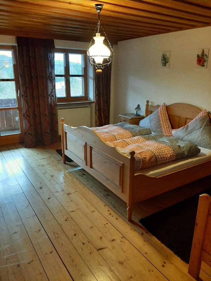 Apartment Piller *