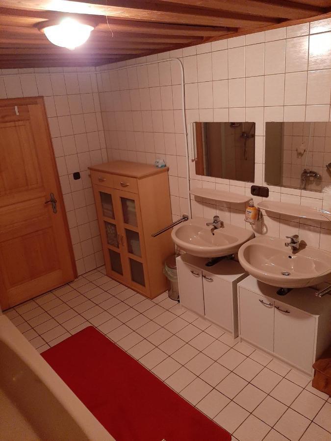 Apartment Piller